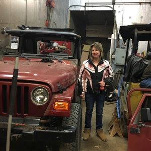 Meet your Posher, Lori